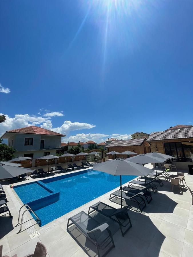 Hotel Bujtina Siar Pogradec Esterno foto