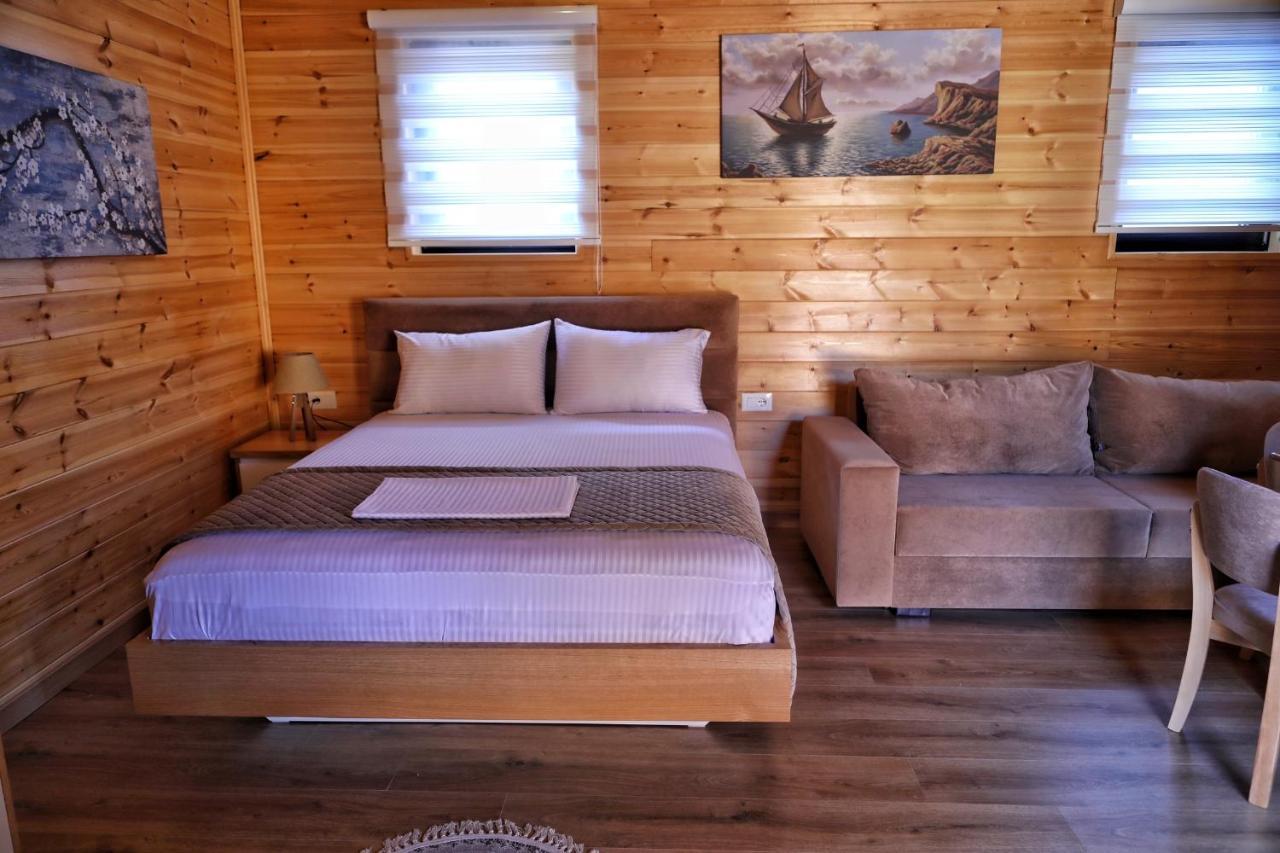 Hotel Bujtina Siar Pogradec Esterno foto
