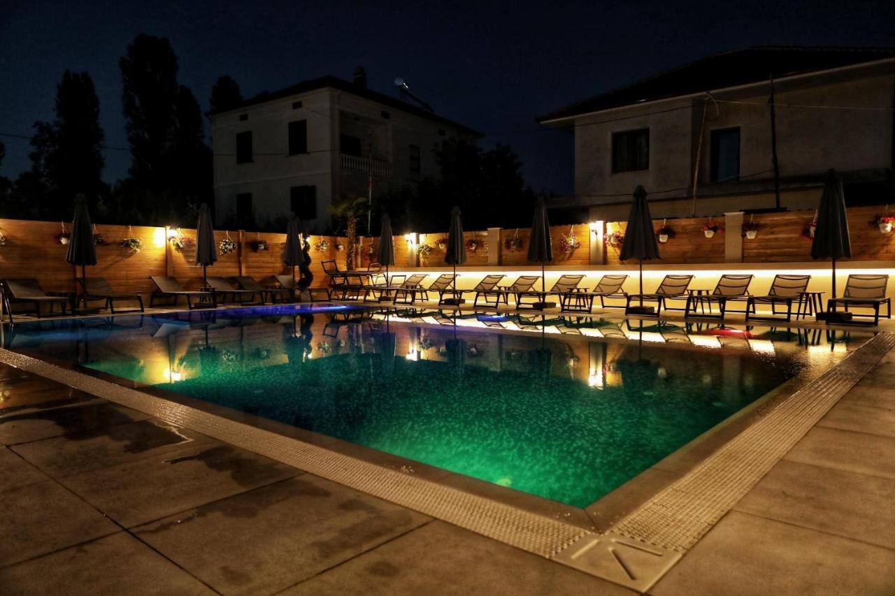 Hotel Bujtina Siar Pogradec Esterno foto